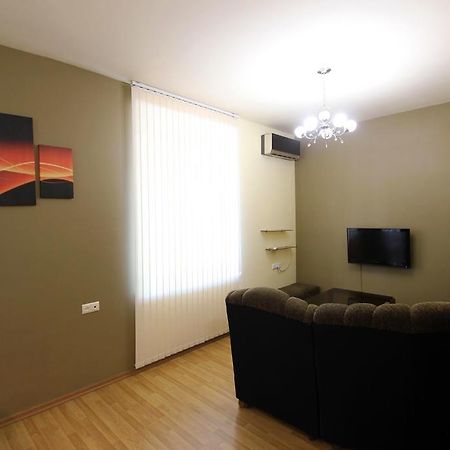 Studio With Balcony On Sayat Nova Avenue Yerevan Ngoại thất bức ảnh